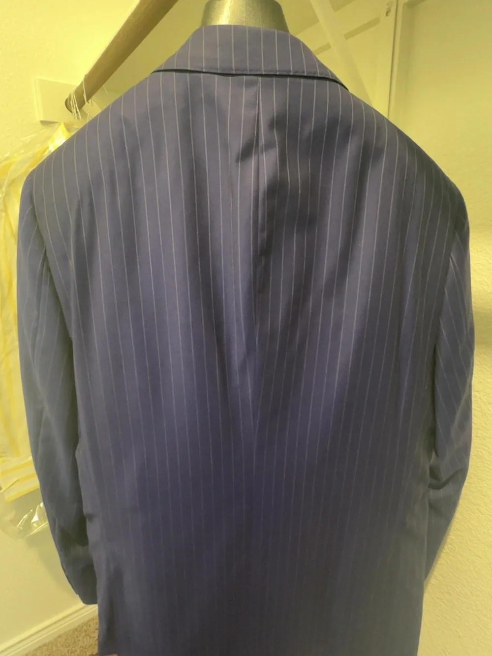 Paul Betenly ‘Florence’ Men’s Navy Pinstripe Suit with trousers.